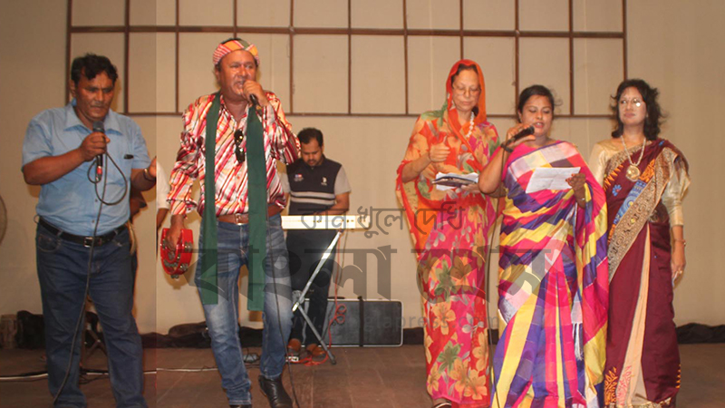 নীলফামারীতে ঈদ আনন্দ ও কবিতা গানের আসর অনুষ্ঠিত
