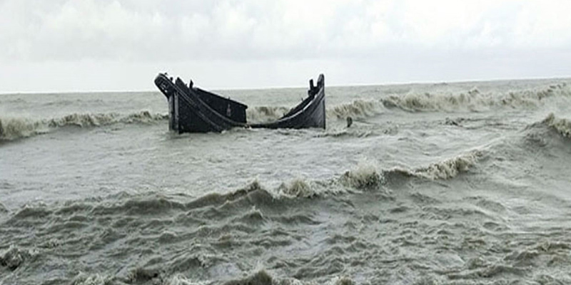 মেঘনায় যাত্রীবাহী বোট ডুবি: নিখোঁজ ১