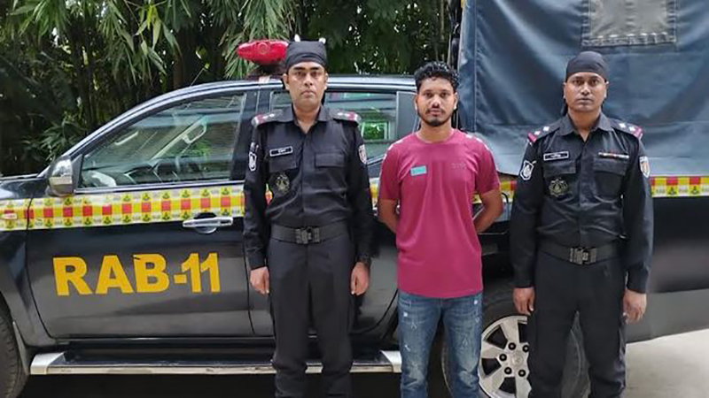 নোয়াখালীতে নাশকতার দায়ে ছাত্রদল নেতা গ্রেপ্তার