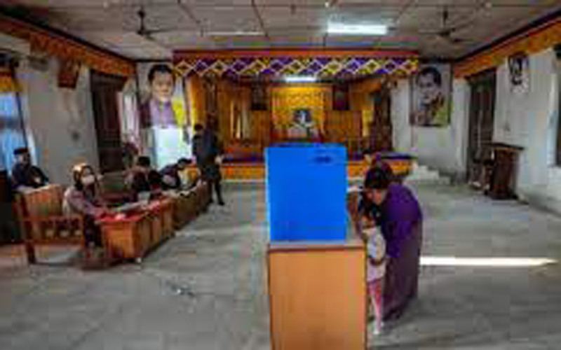 ভুটানে সাধারণ নির্বাচনে ভোট গ্রহণ শুরু