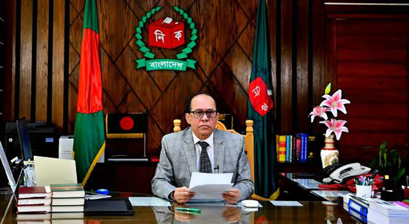 নির্বাচনকে প্রতিদ্বন্দ্বিতাহীন বলা যাবে না : সিইসি