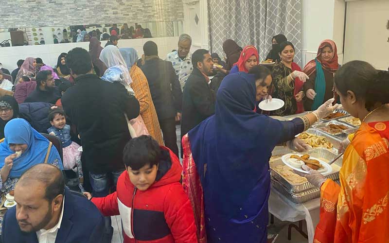 নিউ ইয়র্কে প্রবাসী শেরপুর জেলা সমিতির জমজমাট পিঠা উৎসব