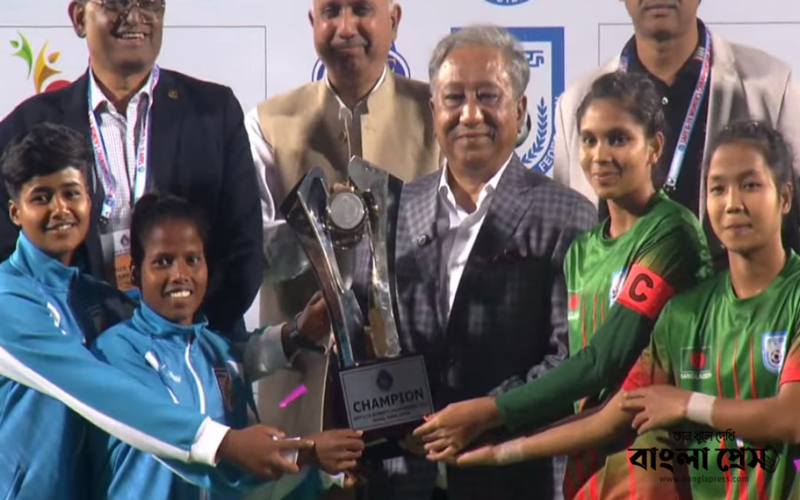 দীর্ঘ নাটকীয়তার পর যৌথ চ্যাম্পিয়ন বাংলাদেশ-ভারত