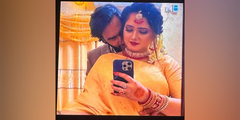 যুক্তরাজ্যে যেতে অন্যের স্বামীর সঙ্গে পরকিয়া
