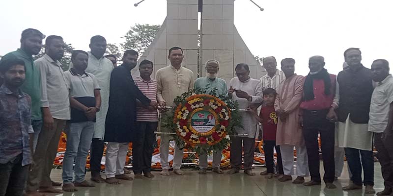 সোমনাথ সাহার পক্ষ থেকে মহান স্বাধীনতা ও জাতীয় দিবসে শ্রদ্ধা নিবেদন