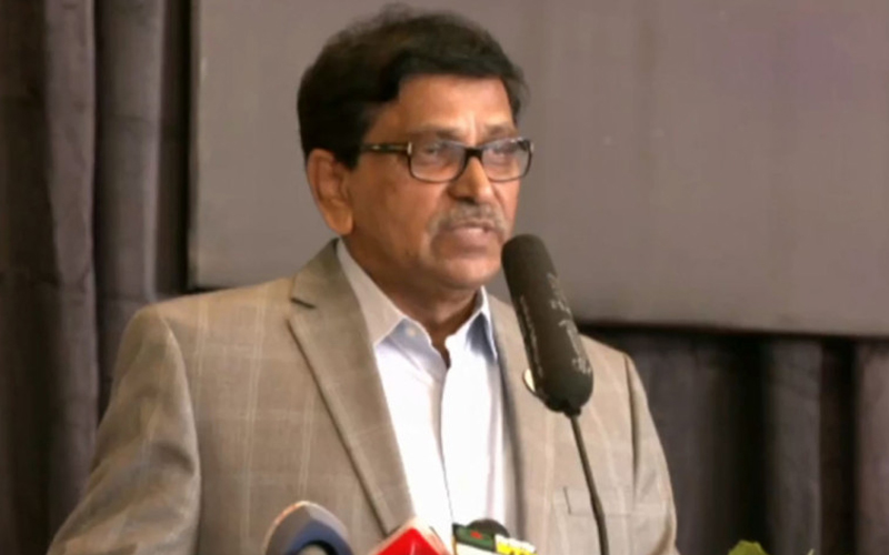 কিছু মানুষ পাকিস্তানকে এখনও তাদের প্রেমের জায়গায় রেখেছে: হানিফ