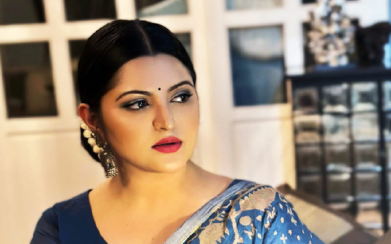 এবার মেয়ের মা হলেন পরীমণি