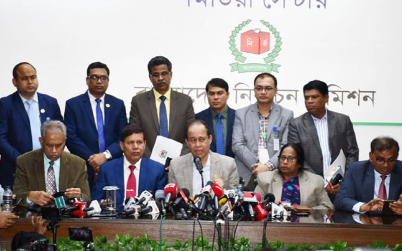 উল্লেখযোগ্য সহিংসতা হয়নি, ভোট পড়েছে ৩০ শতাংশের বেশি: সিইসি