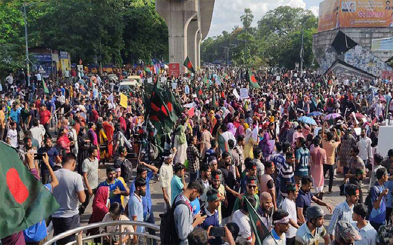 পাল্টাপাল্টি কর্মসূচিতে অগ্নিগর্ভ দেশ : সারাদেশে নিহত ৯৫