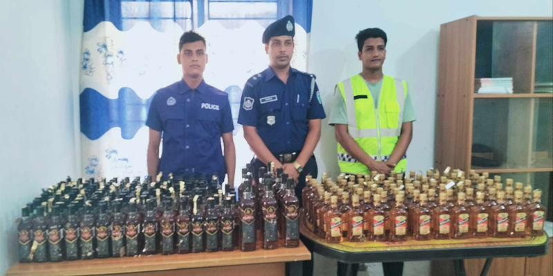 জামালগঞ্জে বিদেশী ভারতীয় মদ উদ্ধার