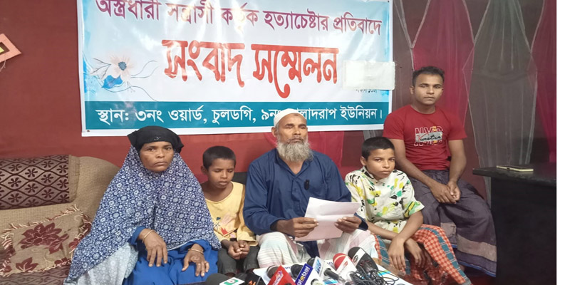 নোয়াখালীতে গৃহবধূকে কুরুচিপূর্ণ ইঙ্গিতের প্রতিবাদ করায় বাড়িঘরে হামলা-লুটপাট