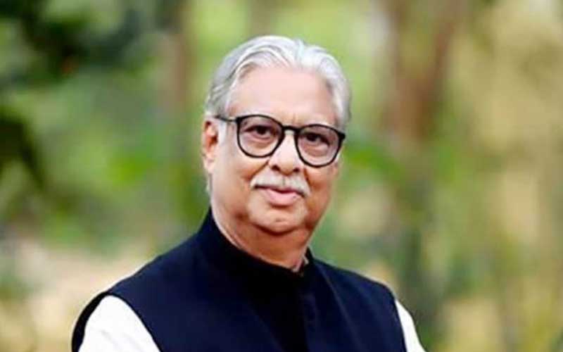 কানাডা থেকে দেশে ফেরার পর বিমানবন্দরে আটক সুলতান মনসুর
