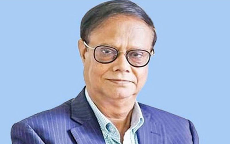 শেখ হাসিনার ঘনিষ্ঠ ব্যবসায়ীরা ১৭০০ কোটি ডলার সরিয়েছেন: গভর্নর