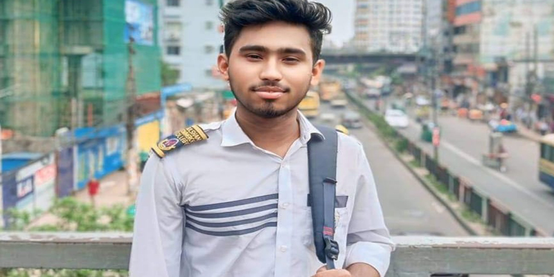 বিজয় মিছিলে শহীদ হওয়া রায়হান এইচএসসি ফলাফলেও বিজয়ী, কাঁদছে পরিবার