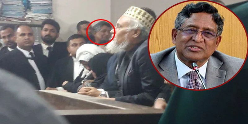 কাঠগড়ায় দাঁড়িয়ে কান্নায় ভেঙে পড়লেন সাবেক কৃষিমন্ত্রী রাজ্জাক