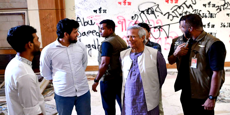 গণভবন জাদুঘরে আয়নাঘরের রেপ্লিকা নির্মাণ করা উচিত: প্রধান উপদেষ্টা