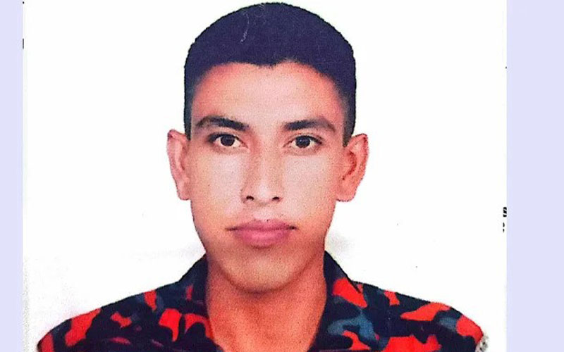 সচিবালয়ের আগুন নেভাতে গিয়ে প্রাণ গেলো ফায়ার সার্ভিস কর্মীর