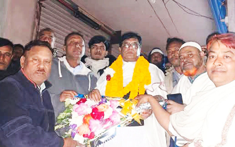 নেতাকর্মীদের ভালোবাসায় সিক্ত হলেন শার্শা উপজেলা বিএনপি'র নবনির্বাচিত সভাপতি আবুল হাসান জহির