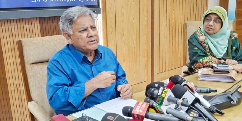 সেনাপ্রধান কোনো কথা না বুঝে বলেন নাই: উপদেষ্টা সাখাওয়াত