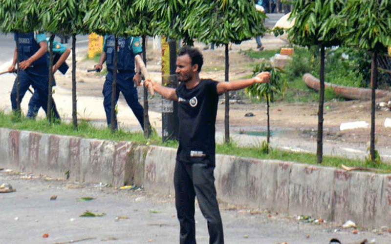 আবু সাঈদ হত্যা: গ্রেফতার ৪ আসামিকে ট্রাইব্যুনালে হাজিরের নির্দেশ