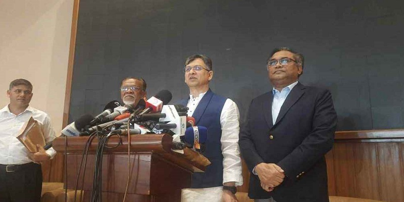 ৭১ ও ২৪ এক কাতারে আনতে রাজি নয় বিএনপি