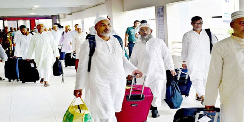 রাত ৮টার মধ্যে হজযাত্রীদের বাড়ি ভাড়ার প্রক্রিয়া শেষ করার নির্দেশ