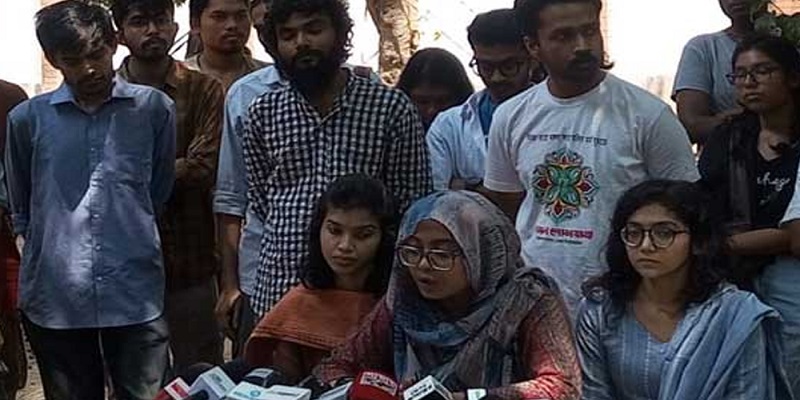 মঙ্গল শোভাযাত্রার নাম পরিবর্তনের কারণ জানতে চান চারুকলার শিক্ষার্থীরা