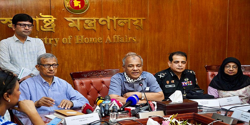 যেতে দিলে বলতেন ছেড়ে দিয়েছে, নির্দোষ হলে ছাড়া পাবেন: স্বরাষ্ট্র উপদেষ্টা