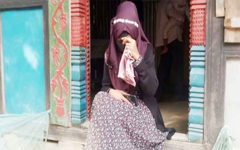 নিষিদ্ধ ছাত্রলীগ নেতাকে বিয়ে করতে অনশনে বৈষম্যবিরোধী নেত্রী!