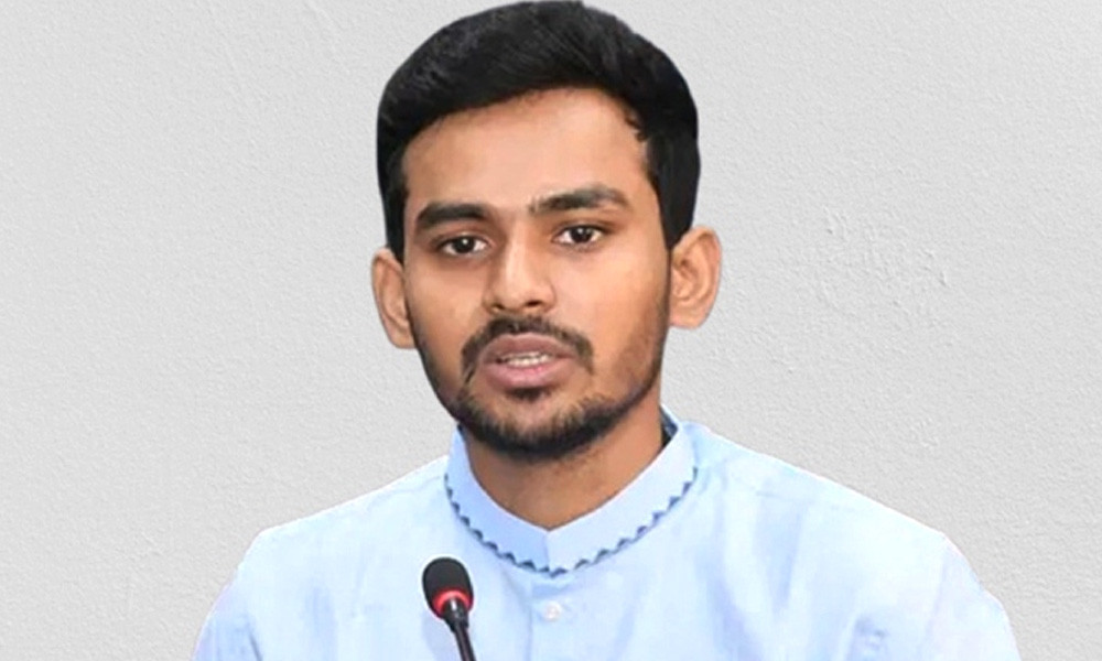নির্বাচন পেছানোর কোনো সুযোগ নেই : আসিফ মাহমুদ