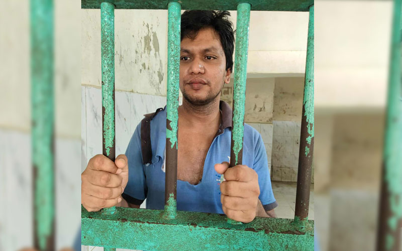 রুমমেটের ওপর হামলা: ডাকসুর ভিপি প্রার্থী জালালের বিরুদ্ধে হত্যাচেষ্টা মামলা