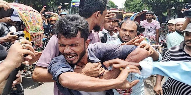 সেই রিকশাচালককে গ্রেপ্তার নিয়ে সরকারের বিবৃতি