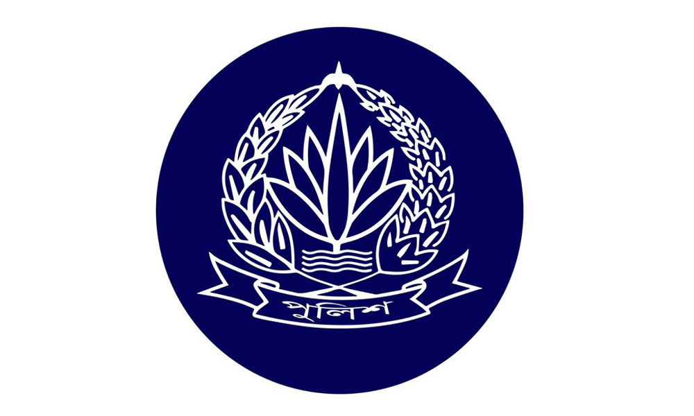 ৯ পুলিশ কর্মকর্তাকে অবসরে পাঠাল সরকার