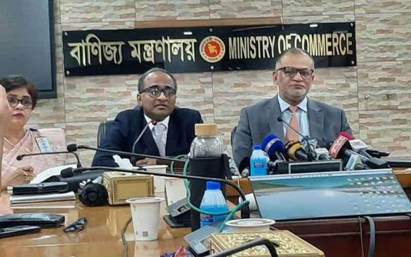 যুক্তরাষ্ট্রের পাল্টা শুল্ক আরও কমতে পারে: বাণিজ্য উপদেষ্টা